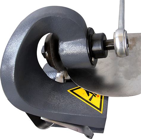 throatless rotary shear plate cutter